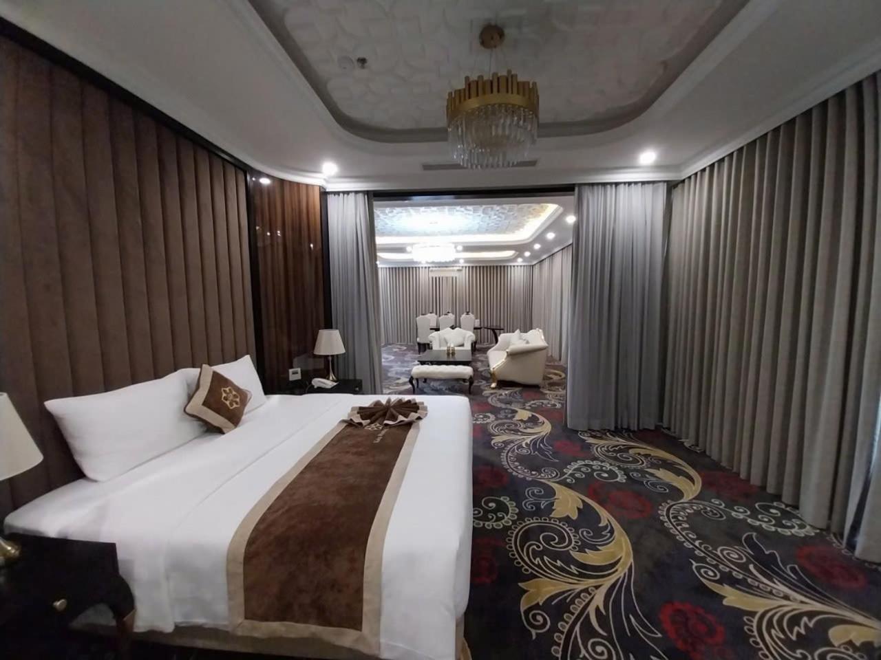 Cua Dong Luxury Hotel Vinh Exterior photo